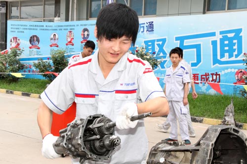 到成都万通汽修学校学汽修更好就业