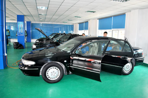 汽车美容培训学校 成都万通汽修学校是热选