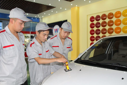 学汽修技术到专业学校