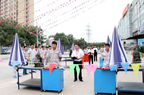 成都万通汽修学校