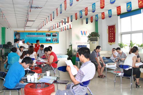 北京汽修学校哪家好 就选成都万通