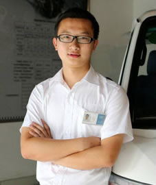 高中生学汽修
