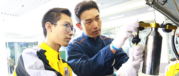 汽修哪个学校好